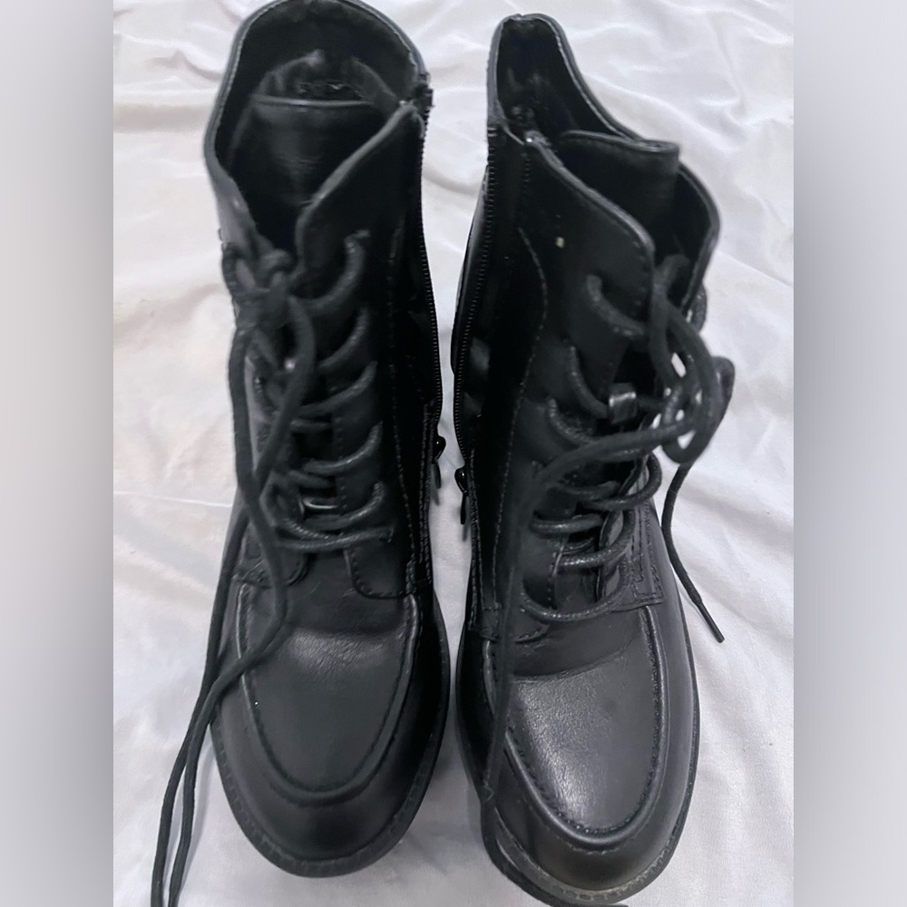 Black boots